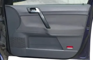1x VW Polo 9N 9N3 Türverkleidung Verkleidung Tür vorne rechts 4/5-Türer dunkel - Bild 2