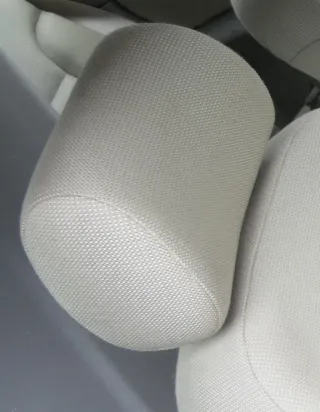 Audi A3 8L Kopfstütze vorn vorne oder hinten (rechts o. links) beige jive twist - Bild 1