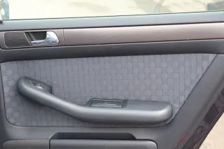 Audi A6 4B Türverkleidung Verkleidung Tür vorne +hinten links rechts swing schwa - Bild 4