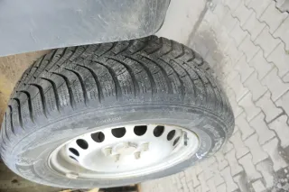 2x Felgen Caddy 2K 195/65 R15 Winterreifen Felge 6jx15H2 ET47 Reifen - 6mm - Bild 4