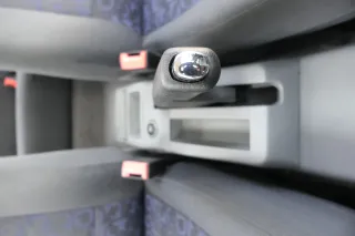 Octavia 1U Mitteltunnel Tunnel Becherhalter Mittelkonsole Zigaretten Anzünd grau - Bild 2