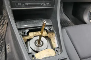 Audi A4 8E B6 B7 Mitteltunnel hinten Verkleidung um Handbremse Konsole schwarz K - Bild 4