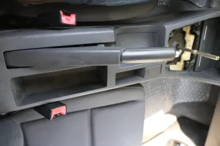 Audi A4 8E B6 B7 Mitteltunnel hinten Verkleidung um Handbremse Konsole schwarz K - Bild 4