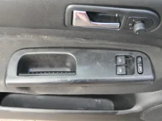 VW Golf 4 2/3-Türer Türverkleidung Verkleidung Tür vorne links schwarz - Bild 5