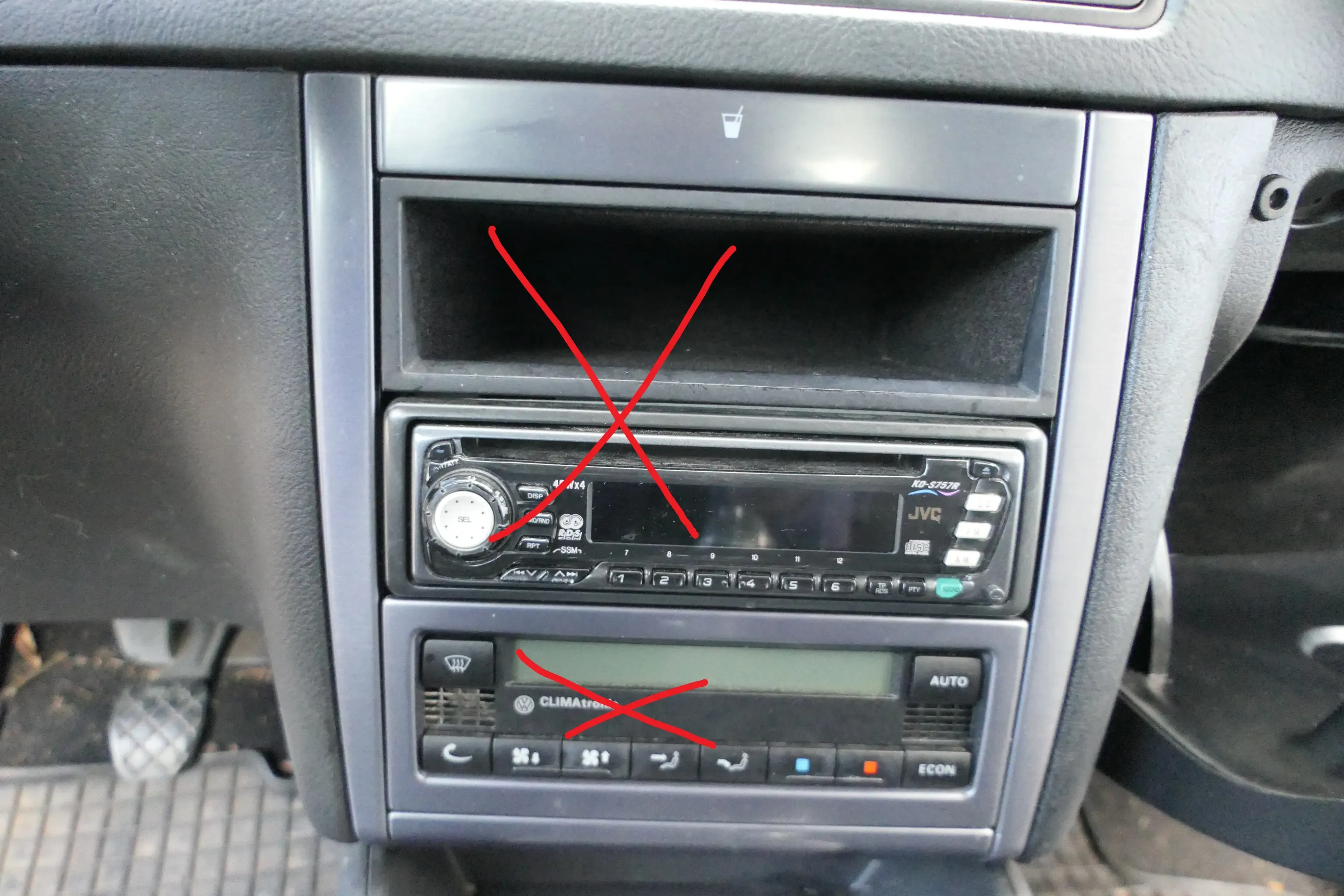 Golf 4 Bora Mittelkonsole Verkleidung um Radio 1j1858069G Dekor grau Türgriff - Bild 1