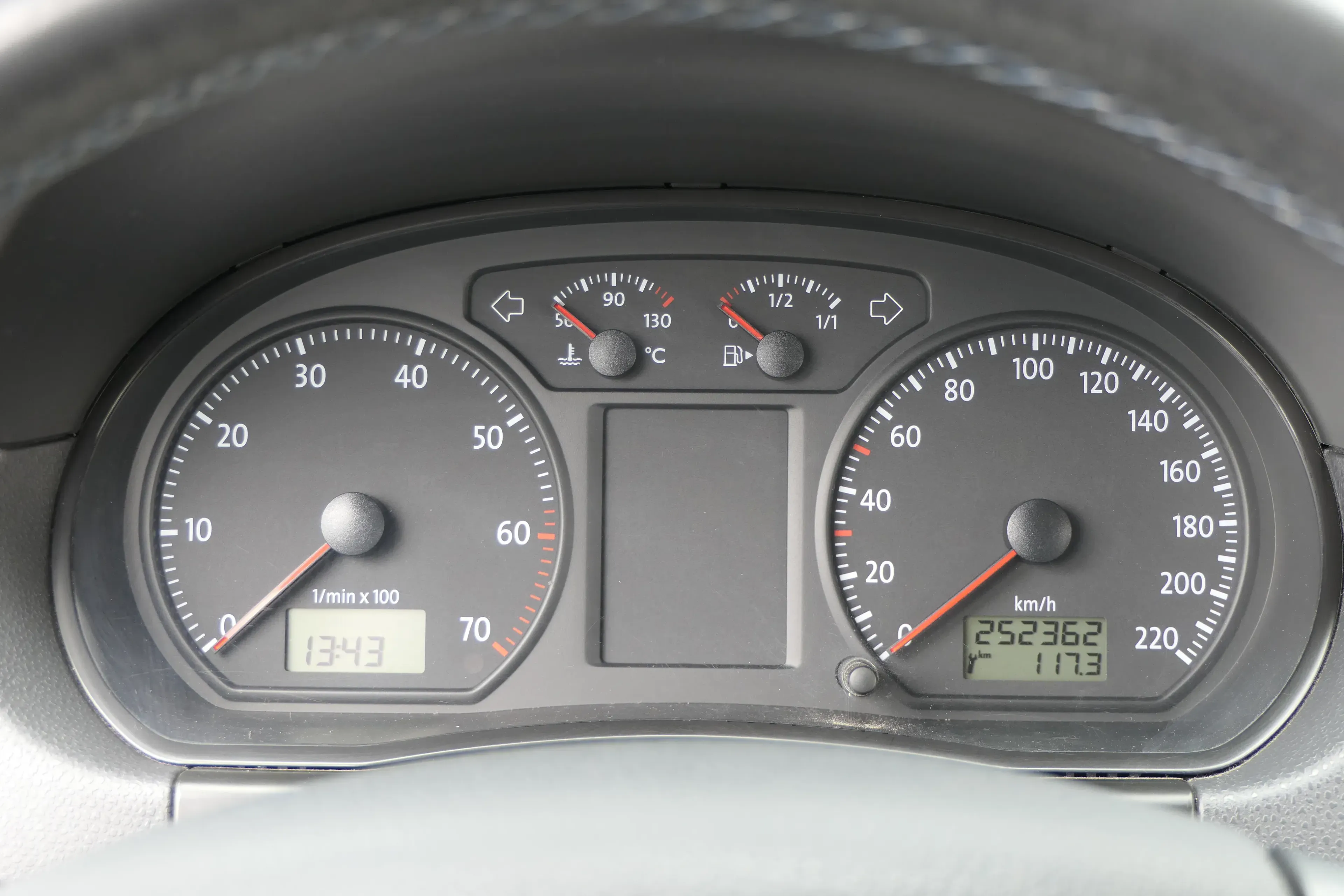 Polo 9N Tacho Tachometer Kombiinstrument ca. 252.000km 6Q0920823R 1,4 55kw 75PS - Bild 1