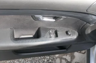 1x A4 8E B6 Türverkleidung Verkleidung Tür vorne links soul schwarz -ohne Schalt - Bild 2
