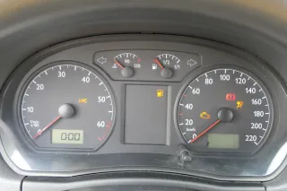 VW Polo 9N Tacho Tachometer Kombiinstrument 200.800km 6Q0920800P 1,2 47kw 40kw - Bild 1