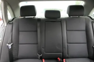 Audi A4 B6 B7 8E Limousine Sitz Rückbank hinten schwarz umklappbar mit 3x Kopfst - Bild 2