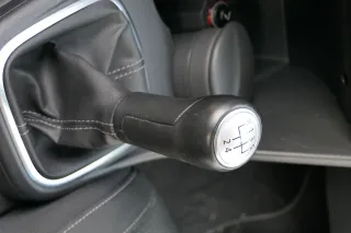 Polo 6R 6C Schaltknauf Schaltsack Schaltknüppel schwarz 5-Gang Leder  TOUR - Bild 1