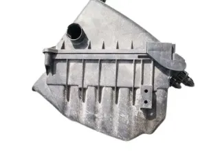 A4 8E B6 B7 Luftfilterkasten Deckel Luftfilter 2,4 06C133837J BDV AMM Benzim - Bild 2