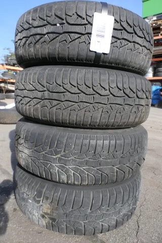 VW Polo 9N3 Ibiza Felgen Reifen 185/60 R14 82T Winterreifen 6jx14H2 ET38 # 5-6mm - Bild 1