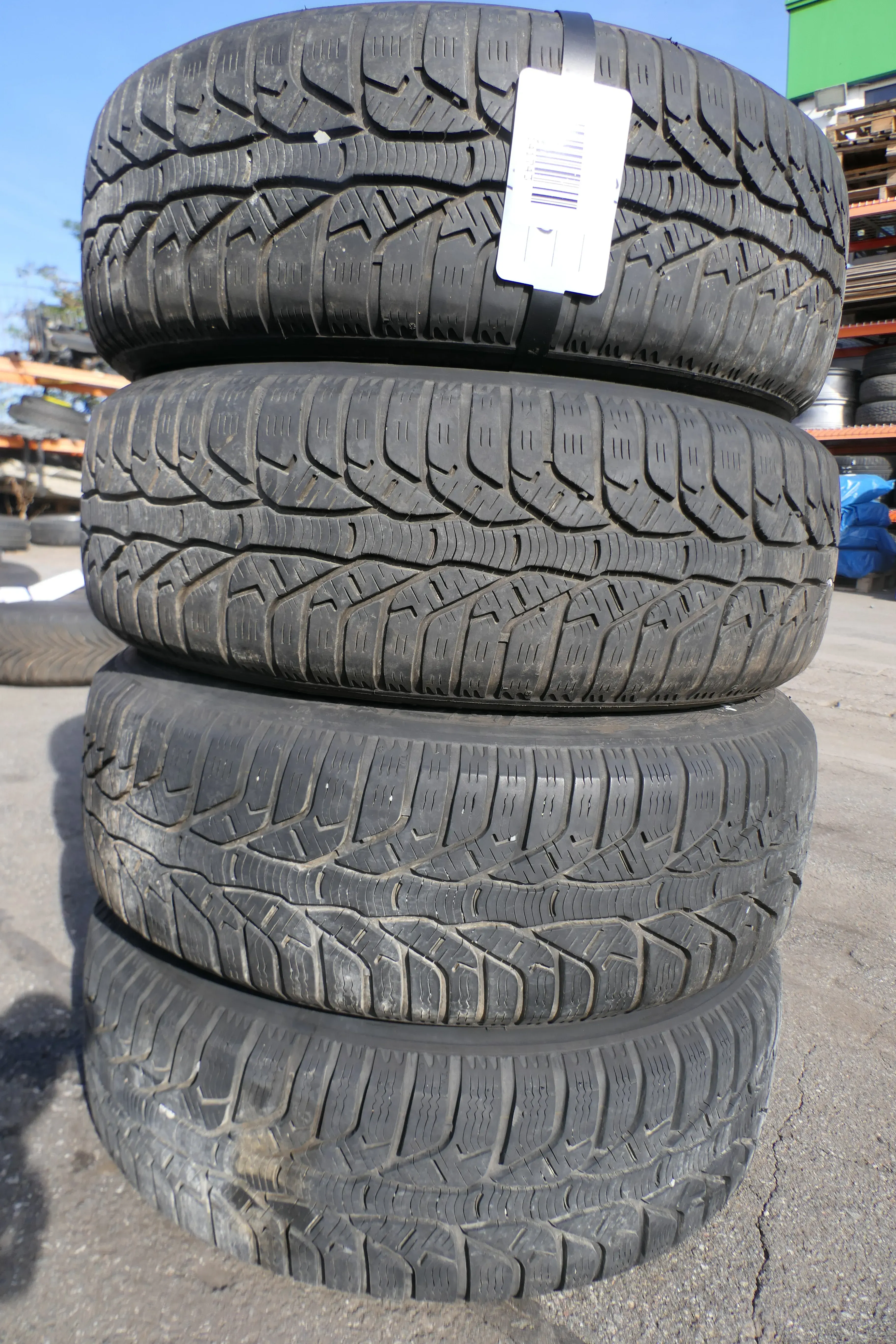 VW Polo 9N3 Ibiza Felgen Reifen 185/60 R14 82T Winterreifen 6jx14H2 ET38 # 5-6mm - Bild 1
