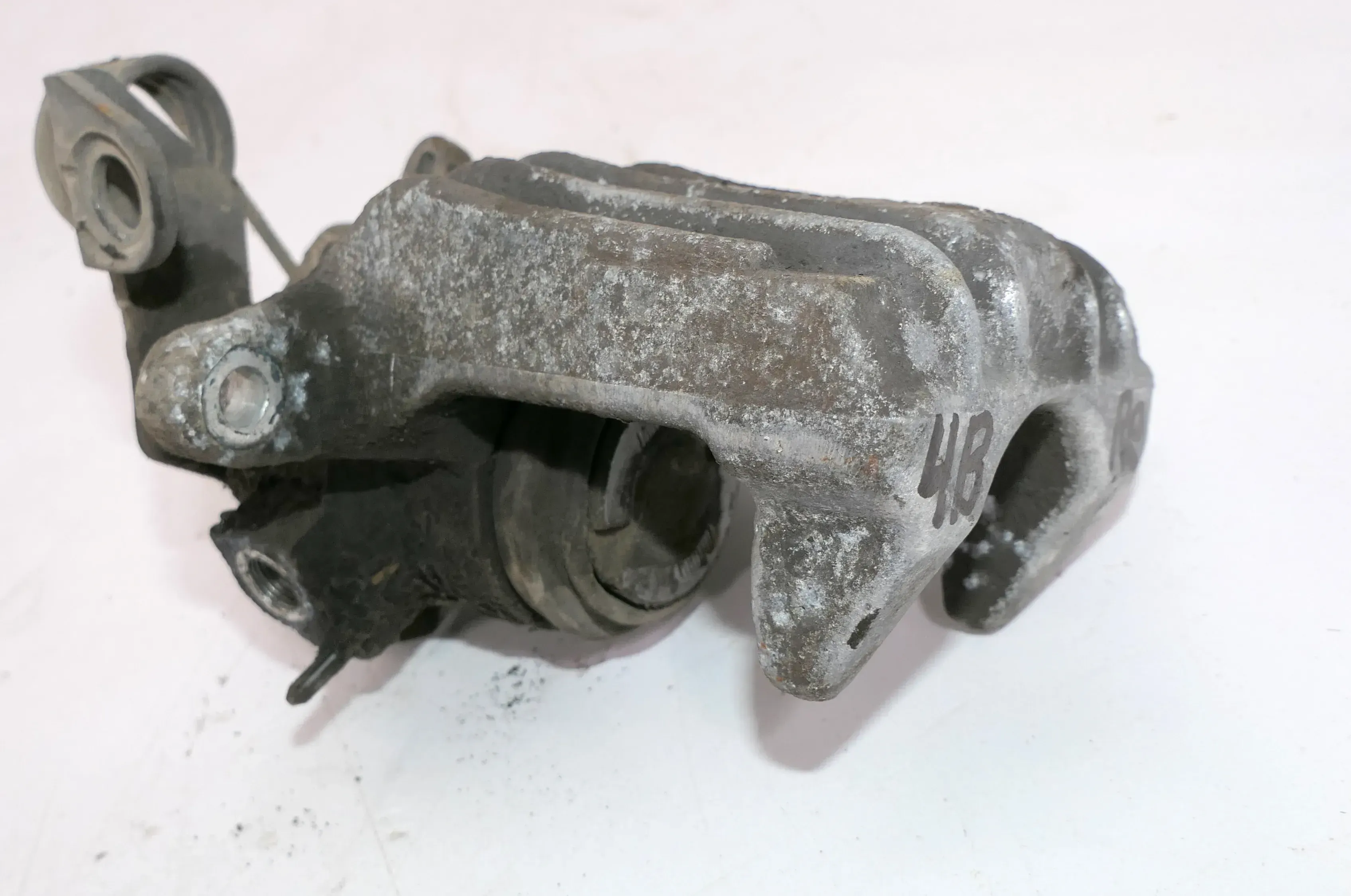 Audi A6 4B Passat 3B Quattro Allrad Bremssattel links hinten 8E0615423A - Bild 1