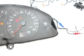 Audi A4 B5 Tacho Tachometer Kombiinstrument 259000km 8D0919861A Diesel 1,9 TDI - Bild 2