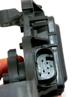 Polo 9N3 9N Stellmotor für Umluftbetriebsmöglichkeit BOSCH Klimaanlage 6Q1907511 - Bild 3