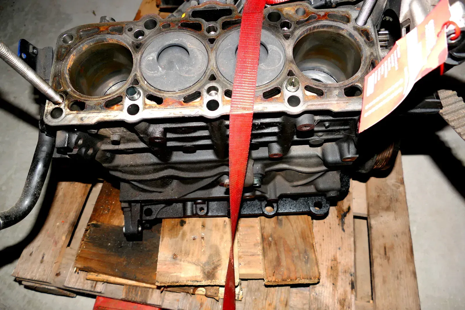 VW Golf 5 Touran Motorblock Block1,9 TDI 74kw 101PS AVQ oder 77kw BKC 105PS BRU - Bild 1