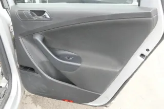 VW Passat 3C Variant Türverkleidung Verkleidung Tür hinten rechts schwarz - Bild 3