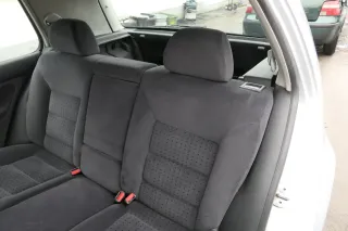 Golf 4 Limousine Sitz Rückbank Rücksitzbank Sitzfläche Sitze Kopfstützen Velour - Bild 5