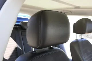 1x VW Passat 3C B7 Kopfstütze Sitz Sitze vorne rechts oder links braun naturbrau - Bild 1