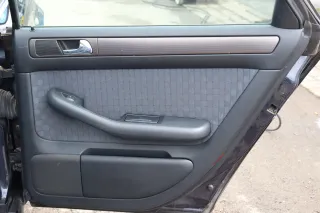 Audi A6 4B Türverkleidung Verkleidung Tür vorne +hinten links rechts swing schwa - Bild 3