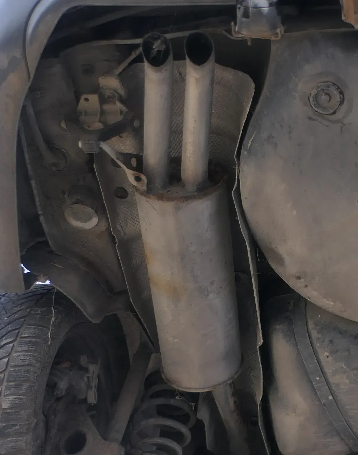 Audi A6 4B Auspuff Endschalldämpfer hinten 2,5 TDI 4B0253609CG - Bild 1
