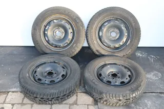 VW Polo 6R Ibiza Felgen Reifen 175/70 R14 84T Winterreifen 5jx14H2 ET35 ca 4-5mm - Bild 1
