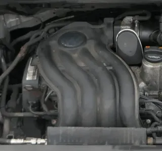 VW Touran Caddy Ansaugbrücke Saugrohr 06G133203A 2,0 Gas Erdgas BSX - Bild 1
