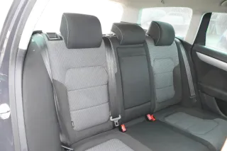VW Passat 3C B7 Kombi Sitz Rückbank Rücksitzbank Sitze Lehne schwarz Ski durchre - Bild 3
