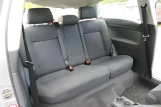 VW Polo 9N 9N3 Sitz Rückbank Sitzfläche Sitze 3 Punkt Gurt hinten mit Kopfstütze - Bild 4