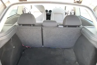 Seat Ibiza 6L Rückbank Rücksitzbank Sitz mit Kopfstütze Sitzbank 3-Punkt Sitze - Bild 4