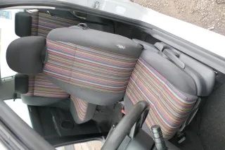VW Fox Sitz Fahrersitz vorne links OHNEAirbag höhenverstellbar  v - Bild 2