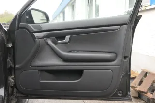 4x Audi A4 8E B6 Türverkleidung Verkleidung Tür schwarz Leder - Bild 1