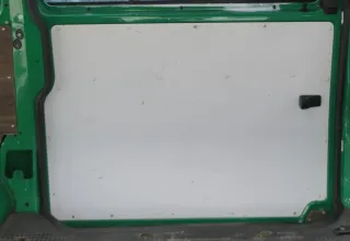 VW T4 Verkleidung Abdeckung Schiebetür Tür Seite LINKS hinten weiß BSG BW - Bild 1