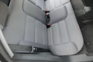 Audi A3 8L Sitz Sitze hinten Rückbank Rücksitzbank Sitzfläche mit 2 Kopfstützen - Bild 3