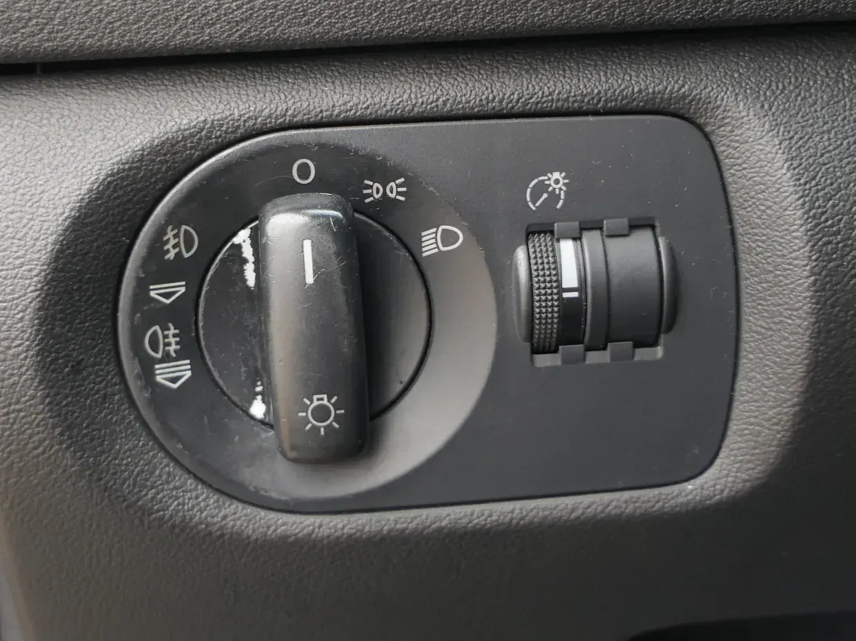 Audi A3 8P Lichtschalter Schalter Licht 8P1941531P Nebelscheinwerfer - Bild 1