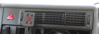 VW T4 Lüftungsdüse Düse Lüftung vorne in der Mitte 7D1819703B 701819707B - Bild 1