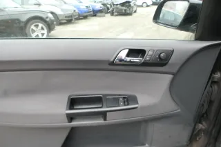 1x VW Polo 9N Türverkleidung Verkleidung Tür vorne links 2/3-Türer Fahrertür - Bild 2