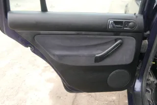 1x VW Golf 4 1J Kombi Türverkleidung Verkleidung Tür hinten links schwarz - Bild 1