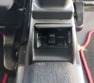 Audi A3 8L Aschenbecher Zigarettenanzünder hinten (bis ca.2000) - Bild 4