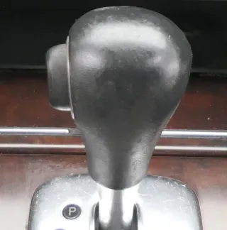 Audi A4 8E B6 B7 Schaltknauf Schalthebel Schalthebelgriff Schaltknopf Automatik - Bild 1