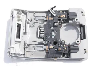 Audi A4 8E 8P Schalter Innenleuchte Leuchte Lampe Leseleuchte 8E0947135E silber - Bild 2