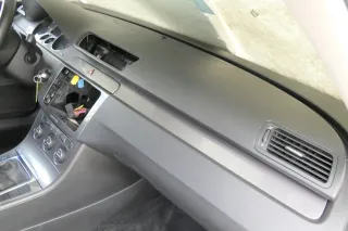 Passat 3C CC Mittelkonsole Verkleidung Radio Klappe Abdeckung Dekor dark rhodium - Bild 4