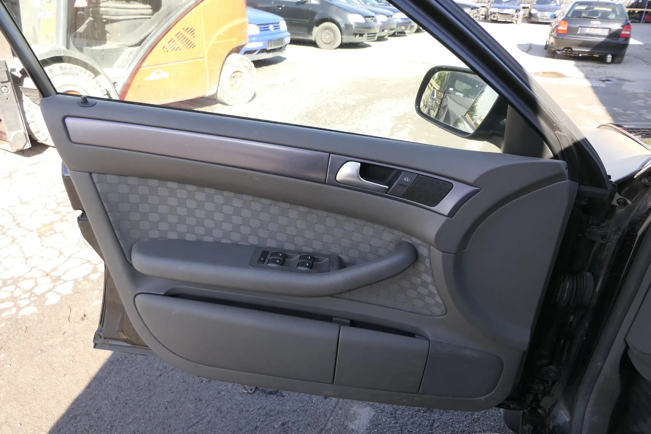 A6 4B Türverkleidung Verkleidung Tür vorne hinten Sonnenrollo swing grau Rollo - Bild 1