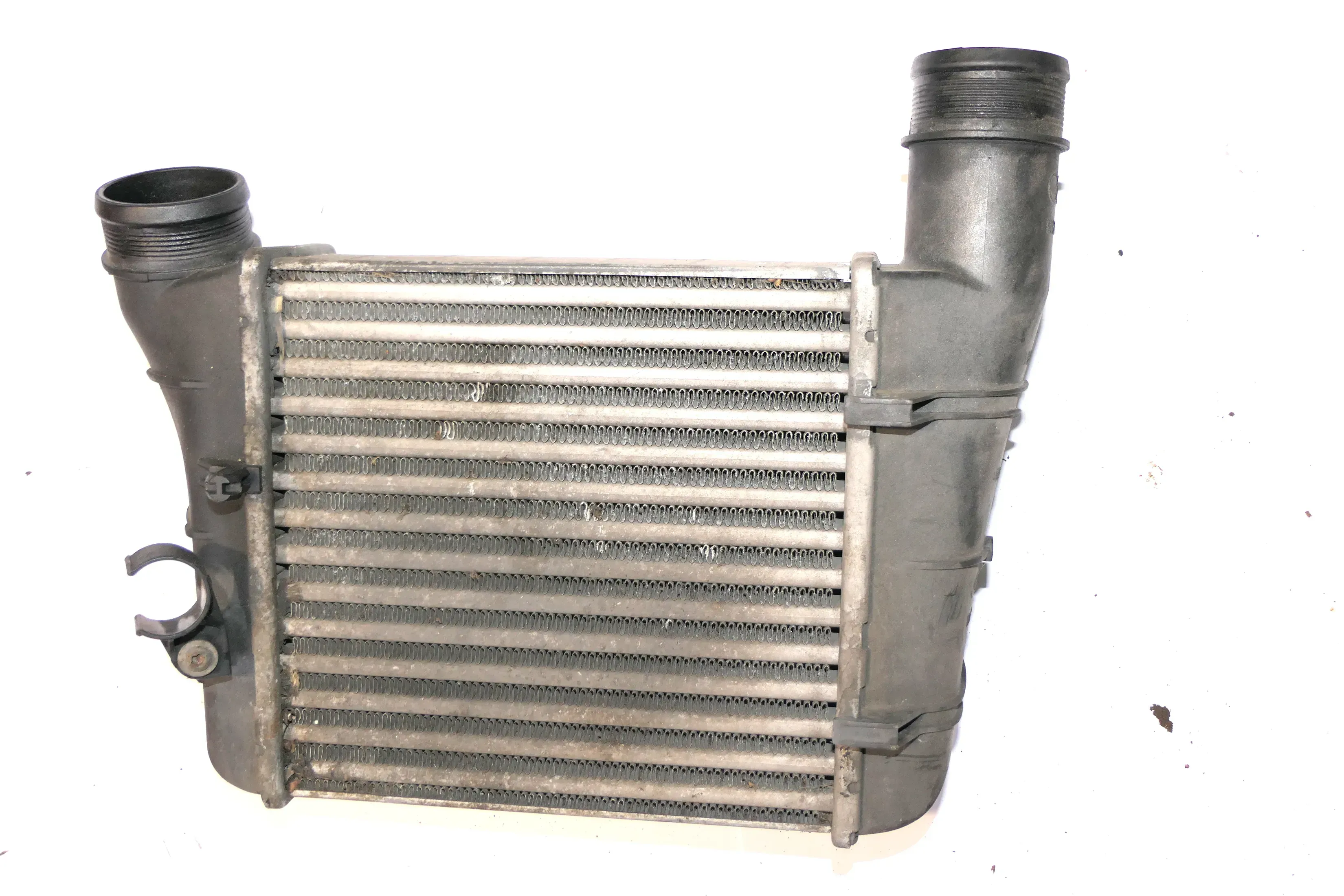 Audi A6 4B A4 8E Ladeluftkühler Ladeluft Kühler 8e0145805s 8e0145805F - Bild 1