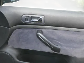 1x Golf 4 Bora Türverkleidung Verkleidung Tür vorne rechts 4/5-Türer schwarz Vel - Bild 3