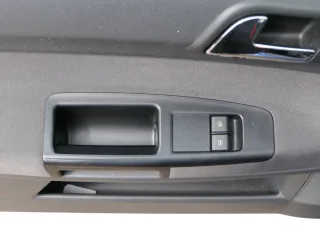 1x VW Polo 9N Türverkleidung Verkleidung Tür vorne links 2/3-Türer Griff Öffner - Bild 2