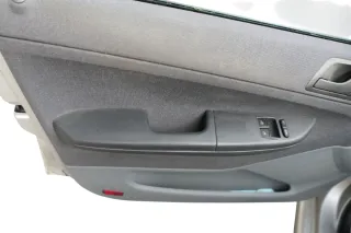 1x Fabia 6Y Kombi Türverkleidung Verkleidung Tür vorne links anthrazit - Bild 3