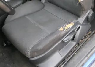 Audi A3 8P Sitzgestell Gestell Sitz Fahrersitz vorne links 2/3Türer 1K3881105DN - Bild 1