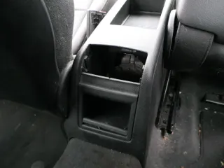 Audi A3 8P Mitteltunnel hinten Verkleidung um Handbremse Konsole - schwarz - Bild 3